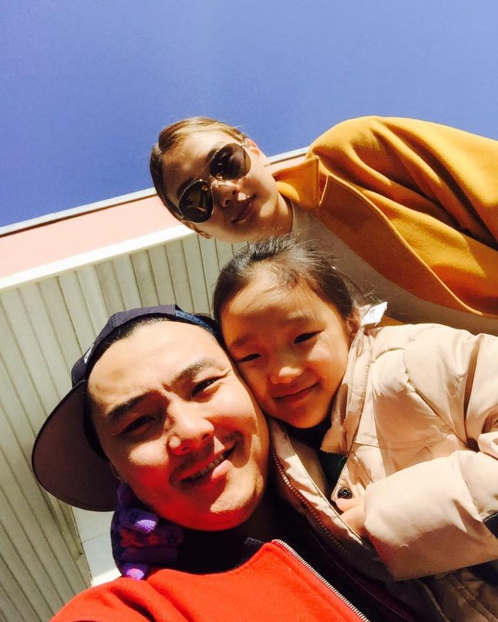 Жүжигчин Б.Тамирын “гэр бүл”